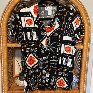 Vintage 90s graphic button up